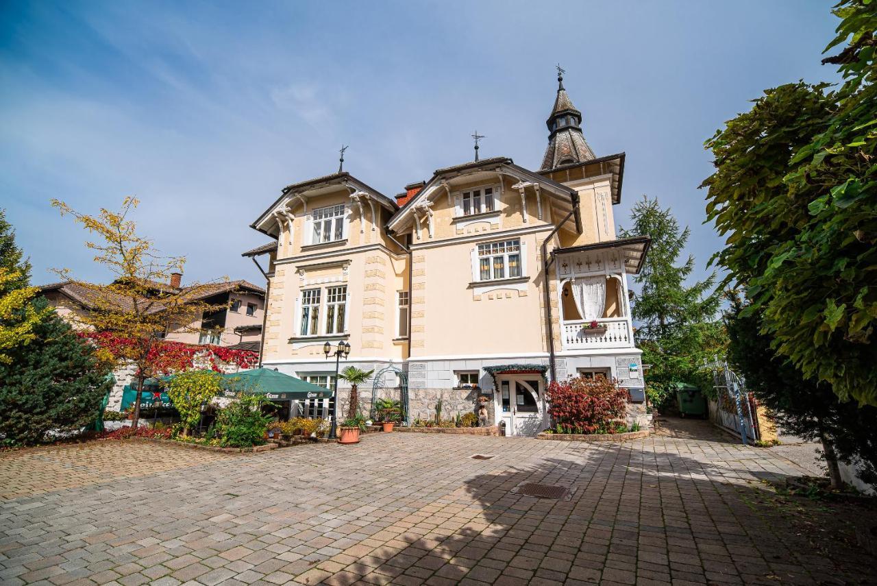 Guest House Veronika Kocevje Buitenkant foto