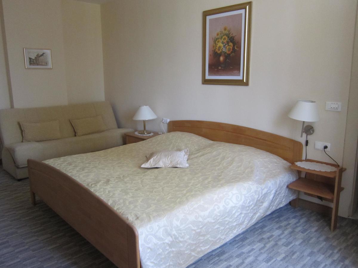 Guest House Veronika Kocevje Buitenkant foto